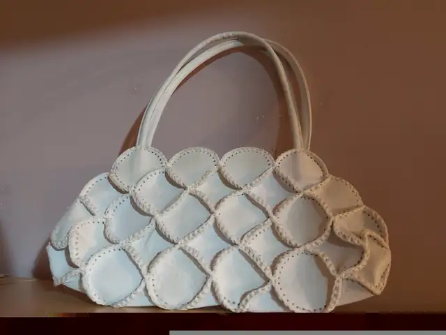 Women's Summer Leather Handbag in Women's - Bags & Wallets in Kitchener / Waterloo - Image 3