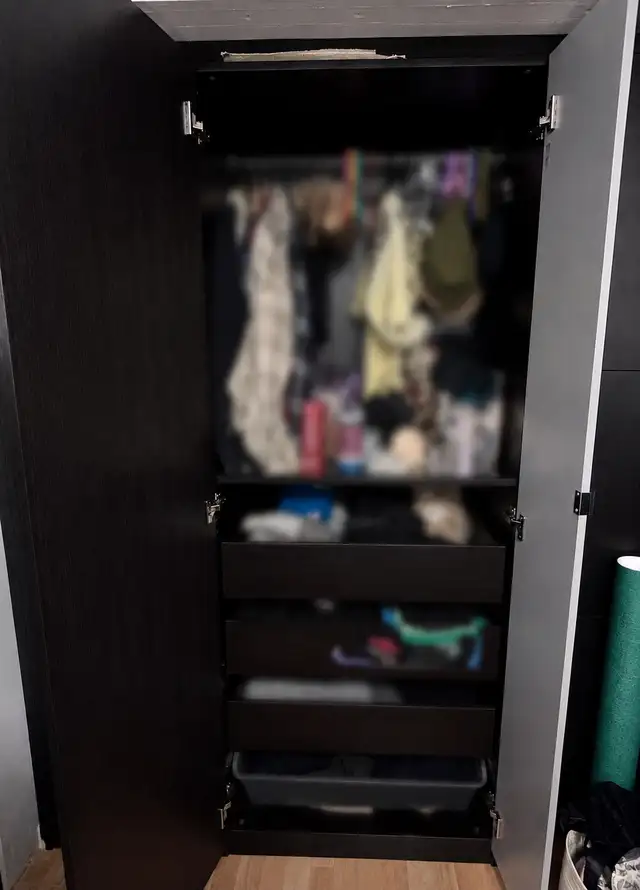 PAX - IKEA in Dressers & Wardrobes in City of Montréal - Image 2