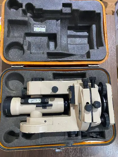 Peekline BC-8 Theodolite with case Make an offer