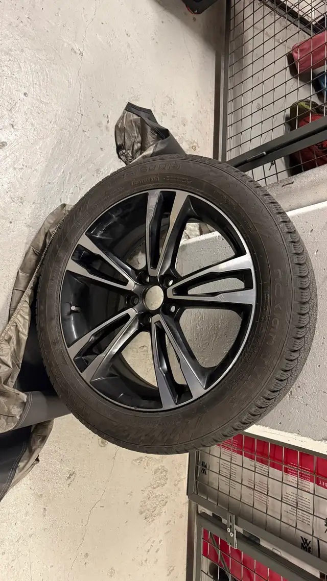 Volvo V90 or XC60 rims and tires in Tires & Rims in Mississauga / Peel Region - Image 3