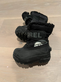 Kids sorel winter snow boots