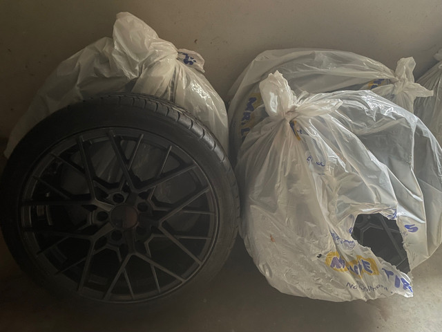 Tyres with Rims (Ruffino) in Garage Sales in Cambridge - Image 2