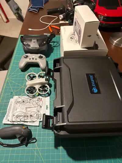 Dji neo motion fly more combo with Fpv goggles n3 and remote controller 3 limited case and 2extra se...