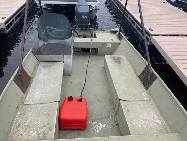 MirroCraft Big Jon Boat - 18 foot - Modified V Bottom in Powerboats & Motorboats in Peterborough - Image 2