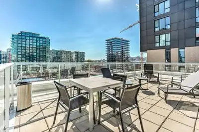 fully furnished 1 bedroom condo- Griffintown