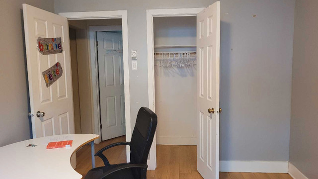 Private Room Available  dans Locations temporaires  à Ville de Montréal - Image 2