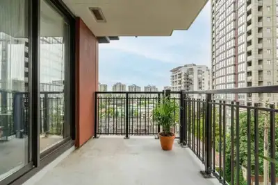 2 Bed / 2 Bath Condo – 815 sq ft – Pet Friendly – Prime New Westminster Available March 1, 2026 Brig...
