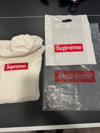 Supreme Hoodie