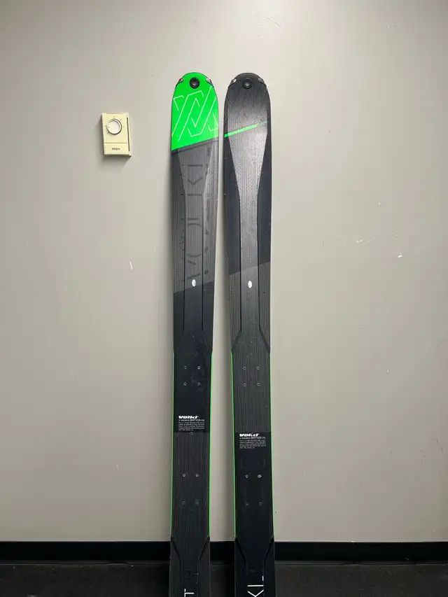 Volkl BMT 109 All mountain 176cm touring skis + G3 SKINS in Ski in Whistler - Image 3