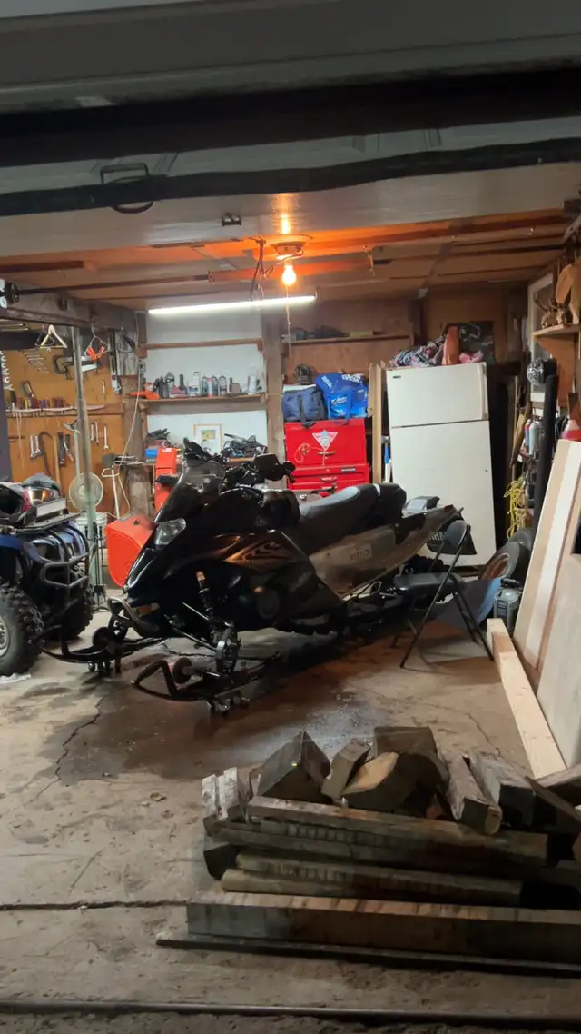Yamaha nytro xtx 2013 in Snowmobiles in Trois-Rivières - Image 2