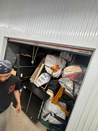 Looking for 2 strong and experience guys today moving job Scheduled Time: 2 30 PM 1060 Hansler Rd We...