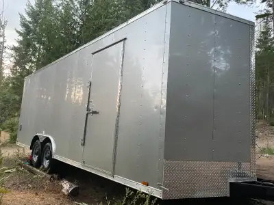 This trailer is one of a kind with its interior being meticulously finished. Has only been driven on...