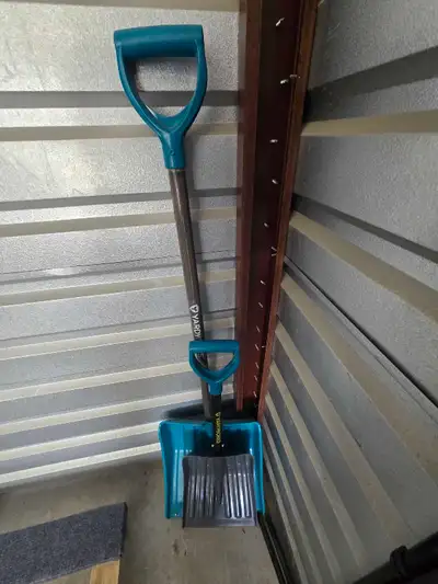 Yardworks Snow Shovel and retractable snow shovel for car, View more
