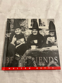 HALLMARK Best Friends, Photographic - Valentine gift Book