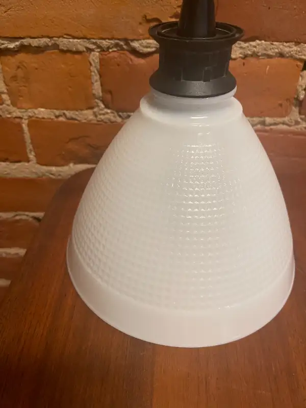 Vintage Milk Glass Hanging Pendant Light in Indoor Lighting & Fans in City of Toronto - Image 6