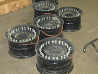 humvee 24 bolt rims and new 37 tires