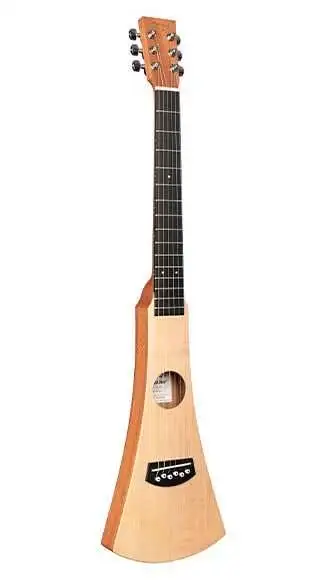 Near mint Martin acoustic guitar, model backpacker. Come with the case and strap. Guitare acoustique...