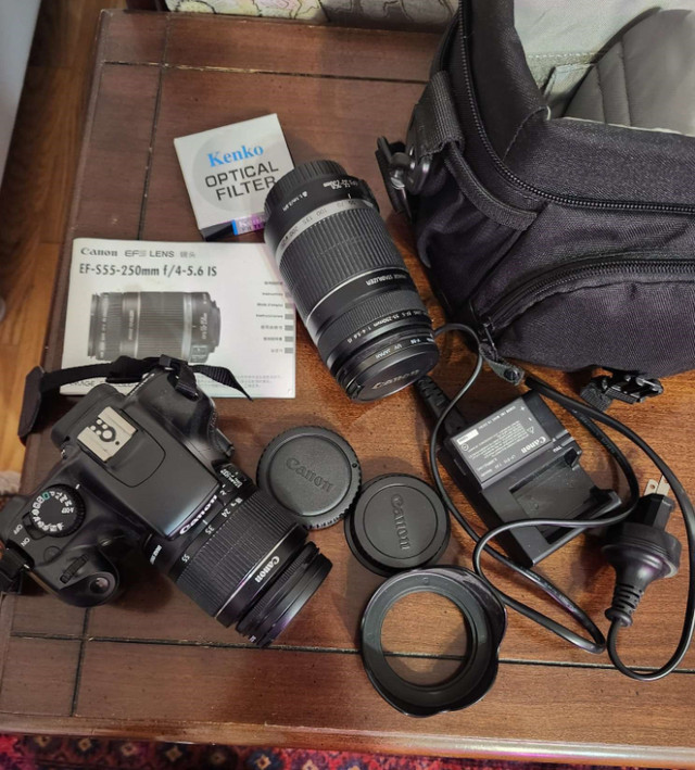 Canon ESO 1100D with extras in Cameras & Camcorders in Kelowna