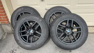 Condition Used - Good * Tires: Michelin X-Ice Snow 235/65R18(purchased from Costco) * Wheels: C-Whee...