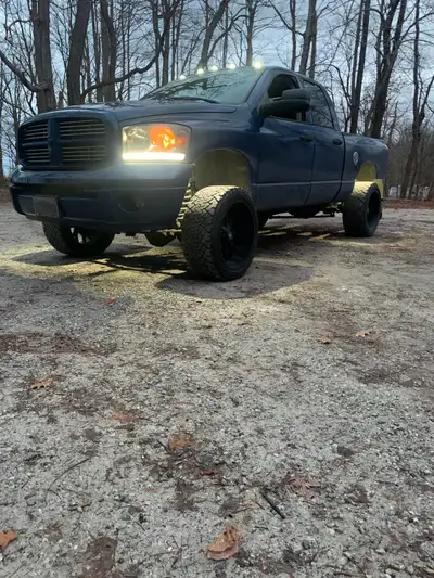 2008 6.7 Cummins 4x4 clean title no blow by runs and drives great, in great shape rockers and cab co...