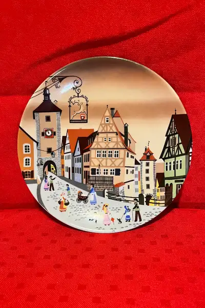 BOCKLING GLAS BARBARA FURSTENHOFER PLATE, View more