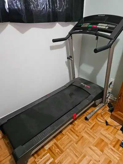 Healthrider treadmill Great shape, rarely used. Works great.