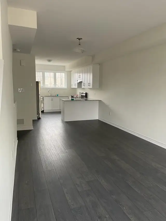Townhome for rent in Cambridge- 3 bed & 2.5 bath near Hwy 401