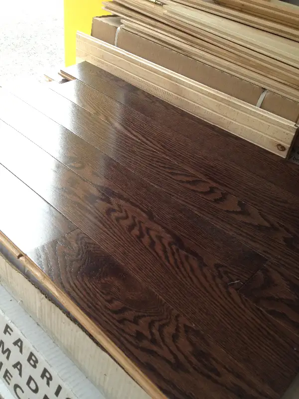 Plancher bois franc canadien in Floors & Walls in Longueuil / South Shore - Image 9