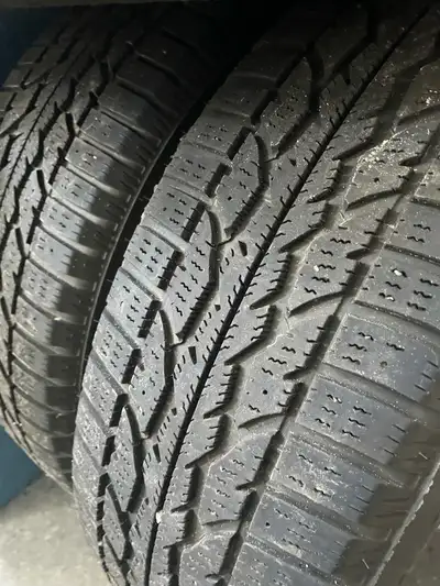 4 winter tires on rims removed from 2019 XT5 Cadillac excellent condition. Rims may fit other cars/S...