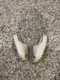 Adidas Yeezy Slide “Pure” (Bone) Size 12