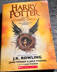 Paperback Harry Potter and the Cursed Child Playscript Parts 1&2