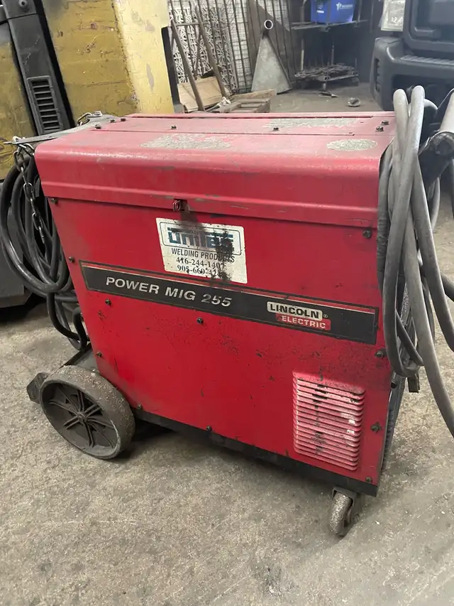 Welding Machine - Lincoln Electric Power MIG 255