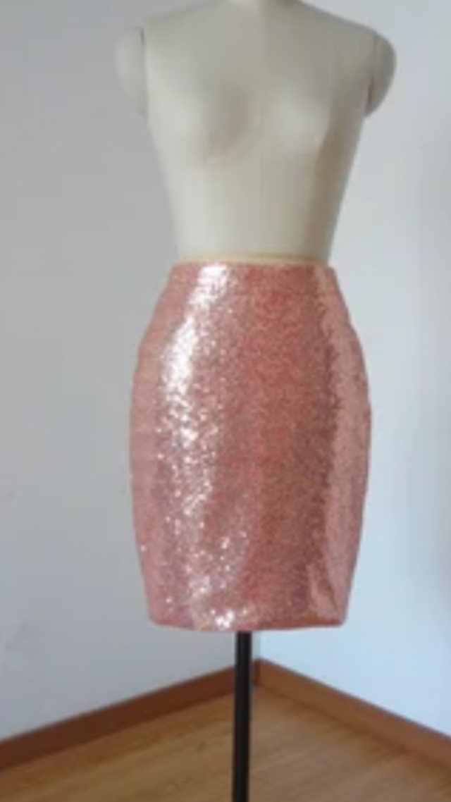 New Rose gold sequinned skirt size 4
