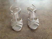 Granby :  Sandale  neufs pour bal de finissante ou mariage