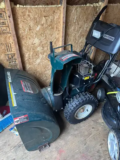 Snowblower that runs fine. Auger does not work. Likely a cable or pin issue. Selling as I had anothe...
