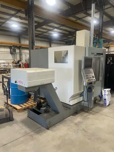 Deckel Maho DMC635 vertical CNC machining centre with 8000rpm CAT40 spindle, Heidenhain control, aut...