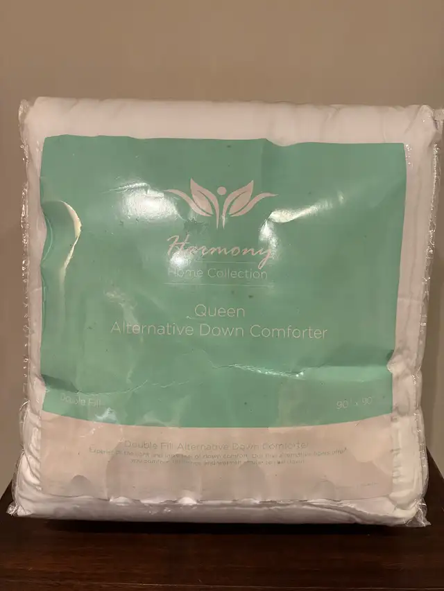 NEW! Queen Down Comforter (Alrernative) in Bedding in Oshawa / Durham Region - Image 2