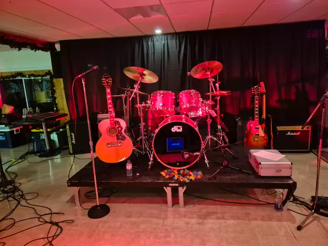 Drummer available in Quebec City for Rock and Blues
