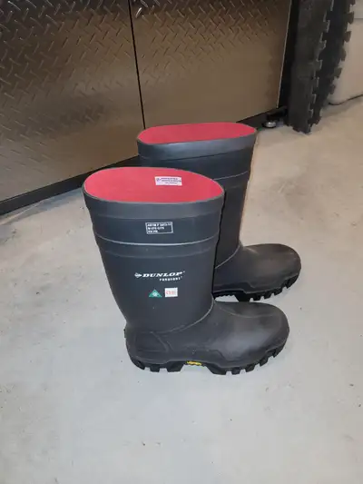 MENS RUBBER BOOTS, View more