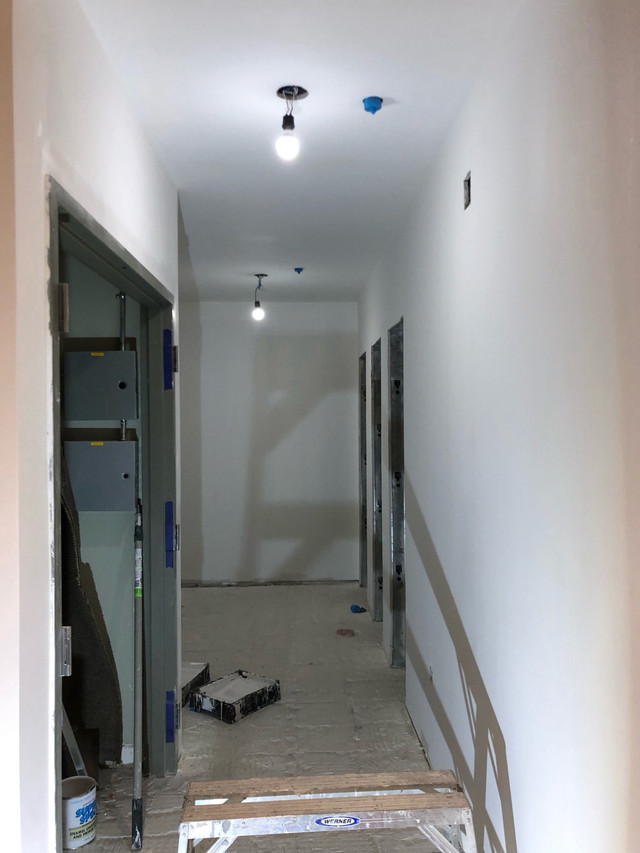 Wall Repair, Ceiling Repair, Water Damage, Mold, Asbetos  in Floors & Walls in City of Toronto - Image 2