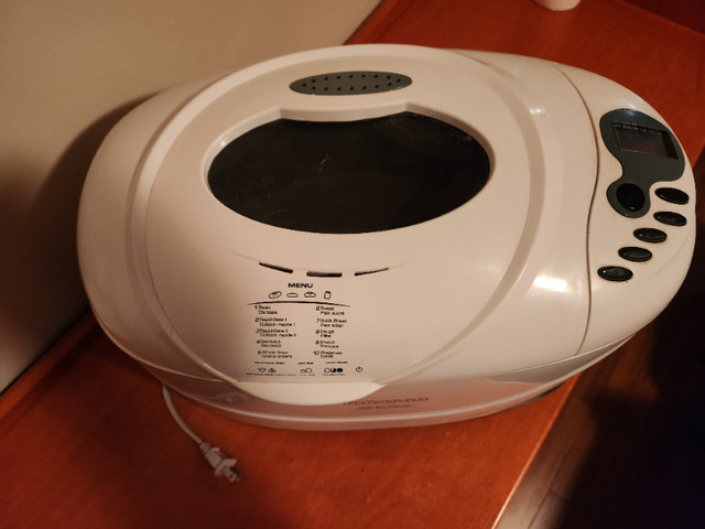 Automatic Bread Maker for Sale in Other in Trenton - Image 2