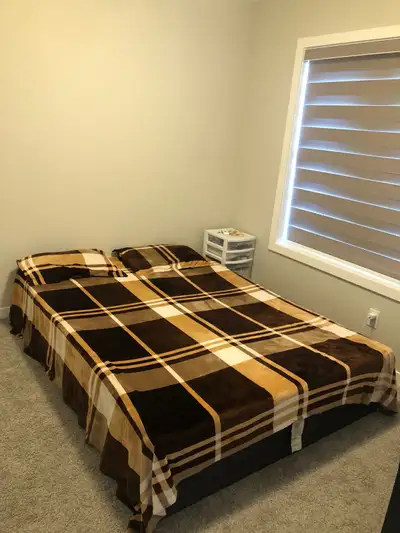 private ✅Veggieterian PERSON ONLY ✅rooms available in house on 2nd floor.. kichen is on main floor ....