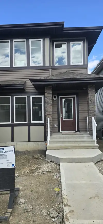 3 Bed 2.5 bath House for Rent in Keswick, Edmonton SW