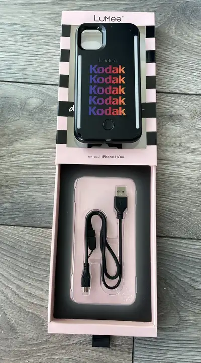 LuMee Duo Instafame LIGHTED iPhone 11 Case (New In Box), View more
