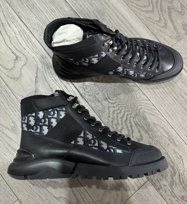 Men’s clothing / shoes high end fashion in Men's in Markham / York Region - Image 10
