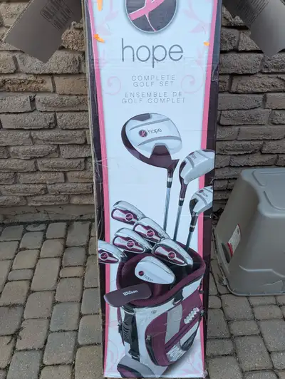 New Wilson Complete Left Golf Set w Bag, View more