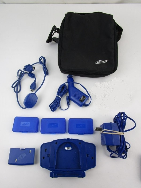 Gameboy Advance - Intec Accessory Kit (BLUE) in Older Generation in Burnaby/New Westminster - Image 2