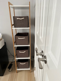 Shelving unit with baskets