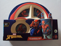 SPIDER-MAN 5PC BAMBOO FIBER DINNERWARE SET