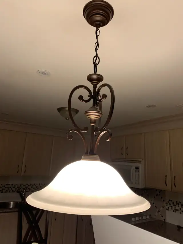 Pendant Lights in Indoor Lighting & Fans in Markham / York Region - Image 2